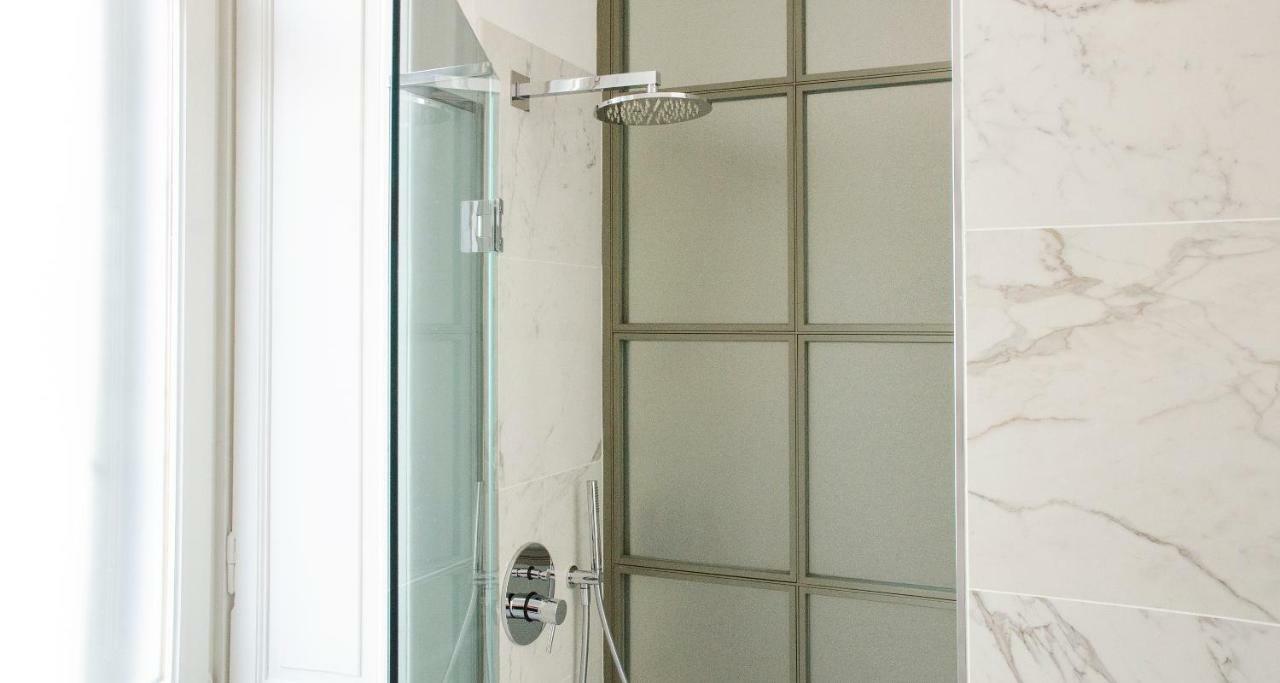 Joivy Splendid 3Br Apt With Parking And Terrace In Como Lake Como Exterior photo